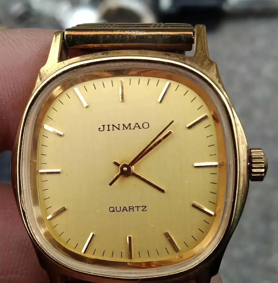 这两天，广西桂花手表一夜间走红。30年库存销售一空。厂长都莫名其妙，没明白这波流