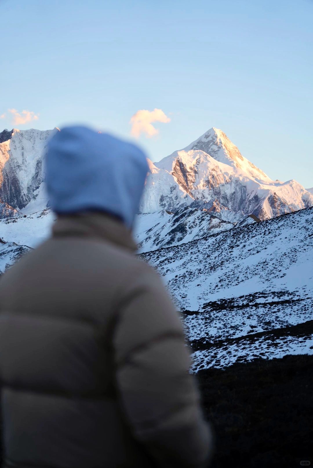 木雅错｜邂逅冬季的贡嘎金山🏔️
距离新都桥1小时车程🚗的木雅措是很小众的18
