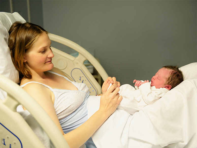 #宝妈育儿交流# 生完宝宝后，我们身体所损失的重量主要分为三个部分：胎儿、羊水以