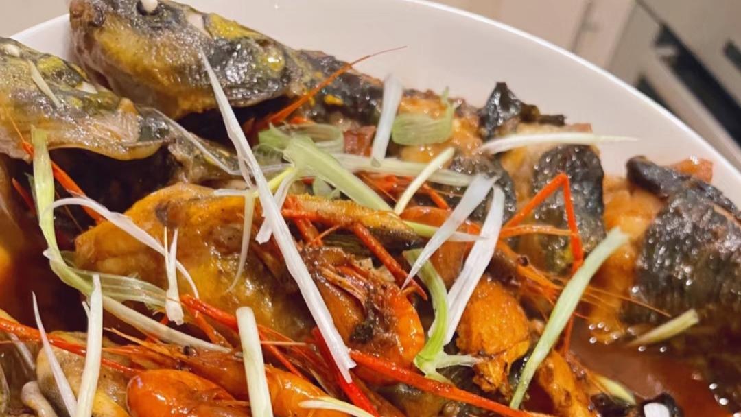以后汪刺鱼买回家，可以做一道汪刺鱼烧河虾，刺少肉嫩适合孩子们