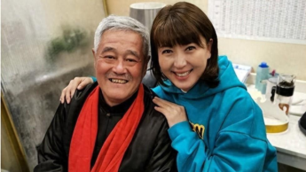 赵本山：这辈子最后悔的一件事，就是捧红了闫学晶那个“白眼狼”