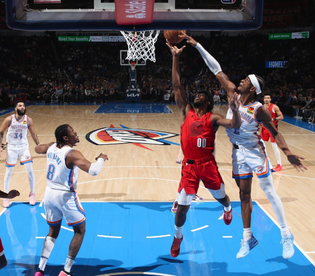 在今天进行的NBA常规赛中，雷霆139-77大胜开拓者62分，创造NBA历史第5