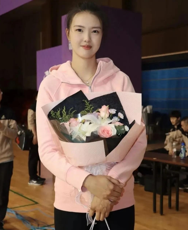 排管中心：该封杀网红球员？
近年来，中国排球氛围日益受到关注。不幸的是，近期江苏