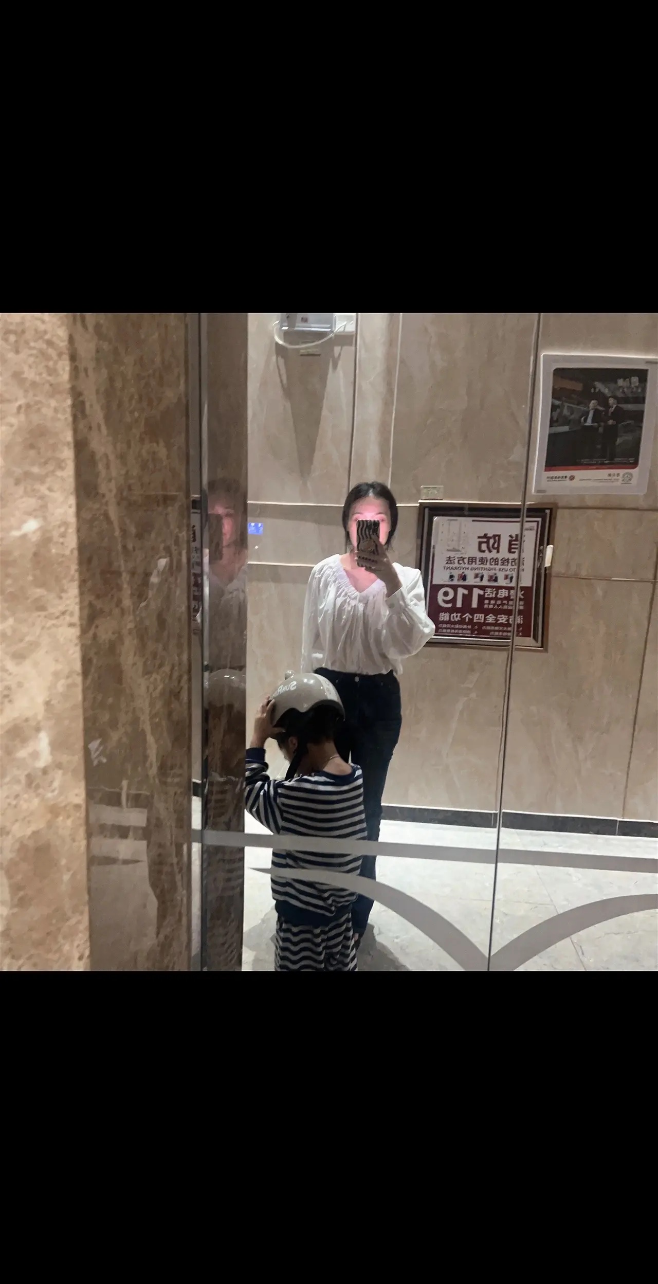 冷战2个月，我老公终于开口了！他说；我们离婚吧，为了孩子，离婚不离家，我们还是住