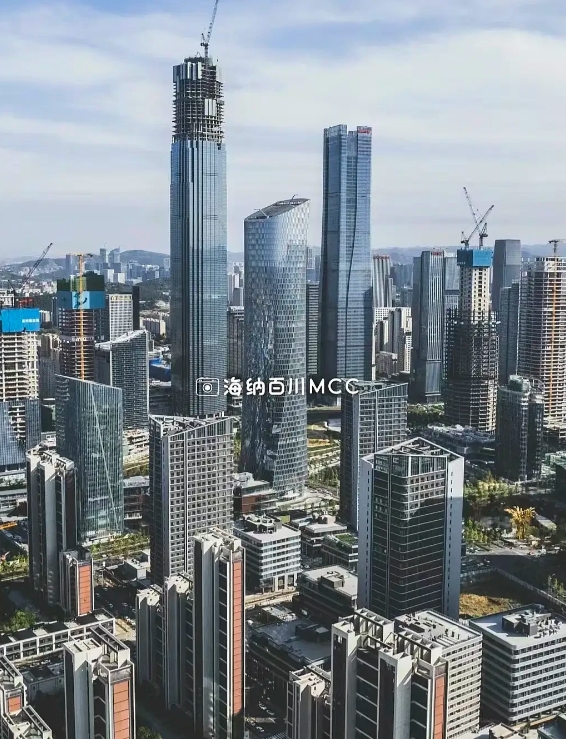 有一说一，合肥GDP一直追着济南，但城市建设方面济南真的领先合肥太远太远。济南应