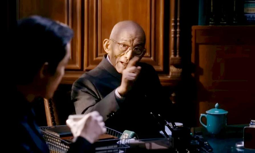 电视剧《繁花》中最让人印象深刻的演员是游本昌，他饰演的爷叔角色深入人心，游本昌的