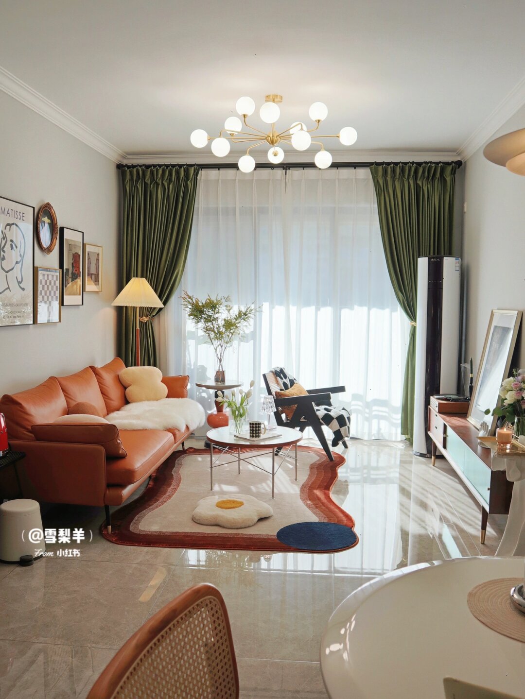 7W+搞定北欧轻复古风，一个靠软装撑起来的家
我家是建筑面积96平，套内75平
