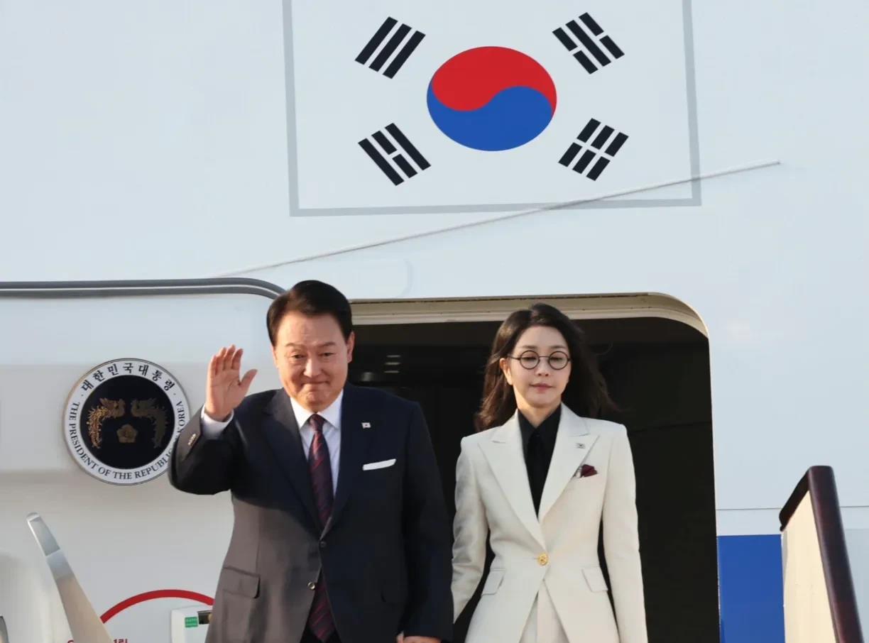 着急摆脱对中国的依赖！韩国总统尹锡悦开启中东访问之后，第一站便与沙特签订了高达2