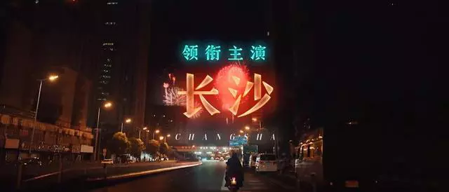 易烊千玺杨幂等众星组团转发，张艺兴作配的电影，你会去看吗？