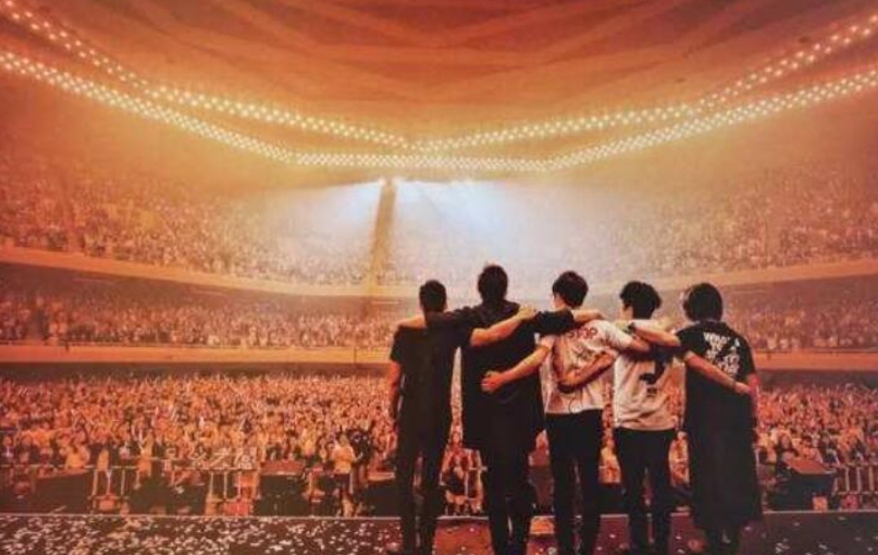 #五月天感谢了77场每一个城市#不客气的说，这些湾艺人没了大陆市场真的啥也不是，