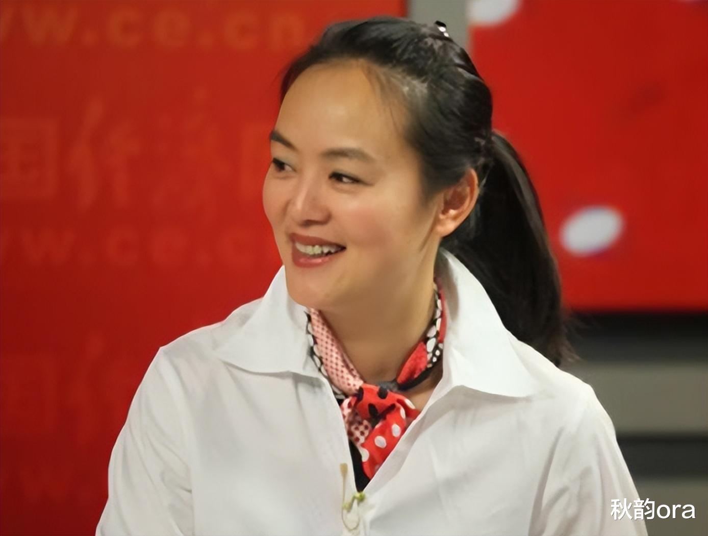 主持人孙小梅: 33岁嫁富商, 38岁高龄生子, 如今事业有成家庭幸福
