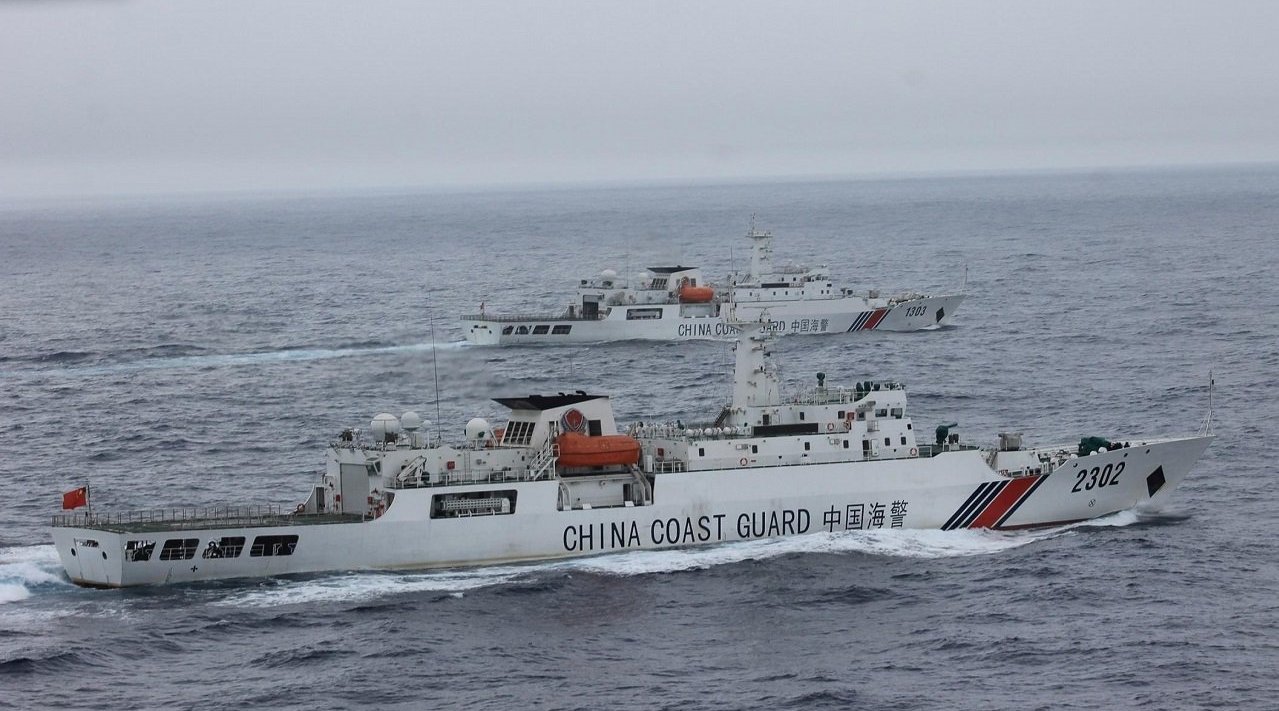 菲称中国向仁爱礁部署38艘船，并重启填海工程，要求中方立即收手
中国海警局表示将