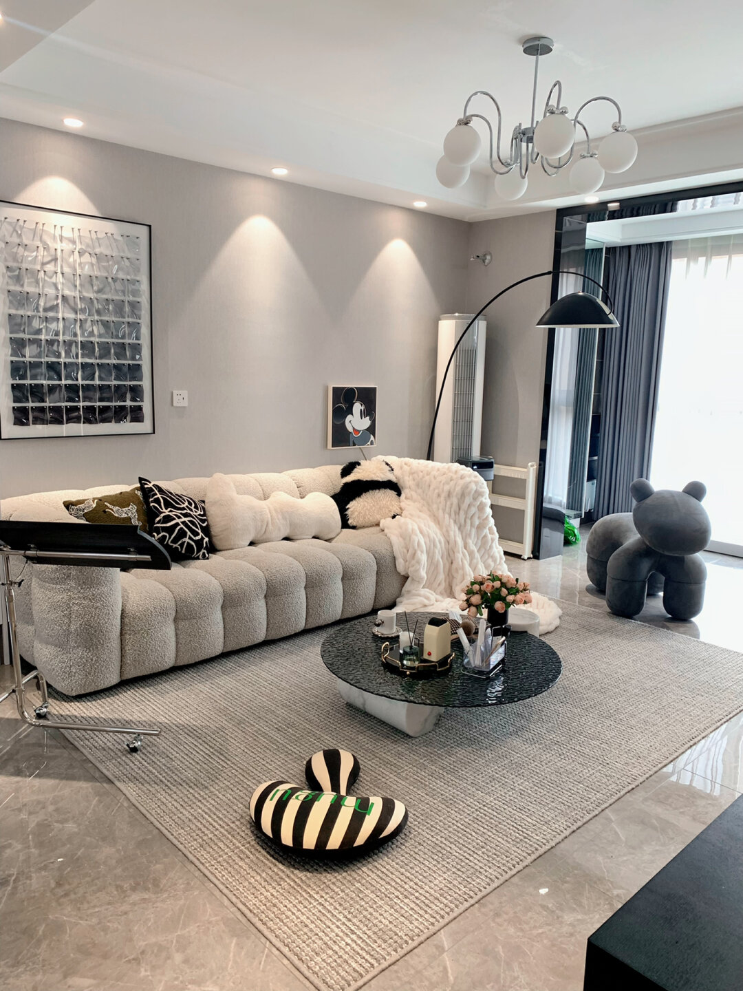 30岁，终于和老公拥有了Dream house
30岁，不大不小的年纪里
2个人