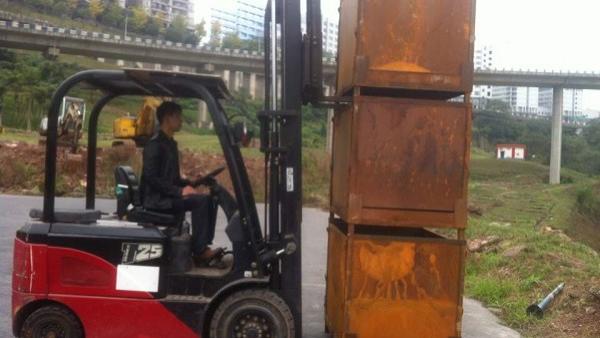 2024年成都叉车司机要求持证上岗，怎么考证书呢？