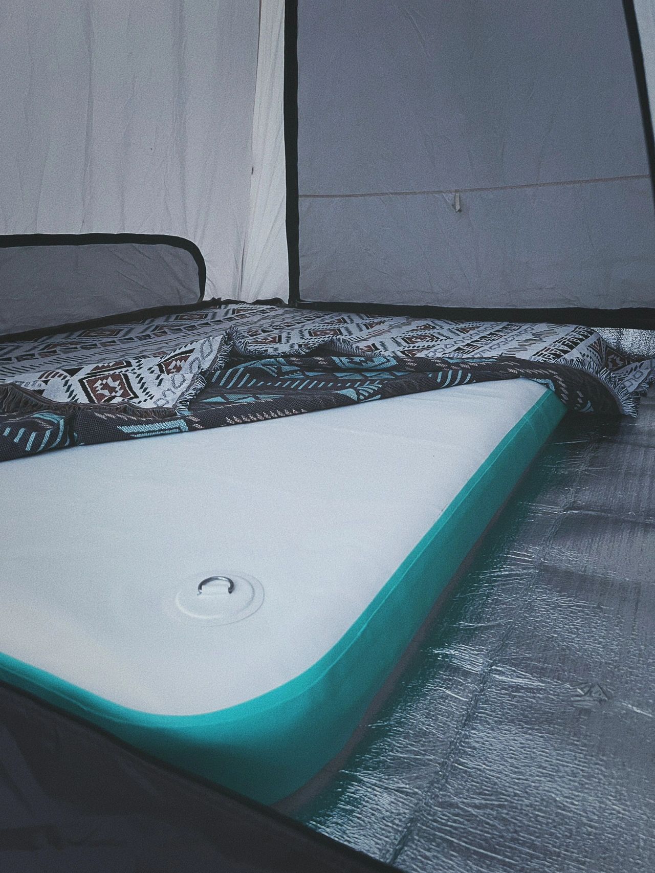 我愿称之为露营睡眠天花板