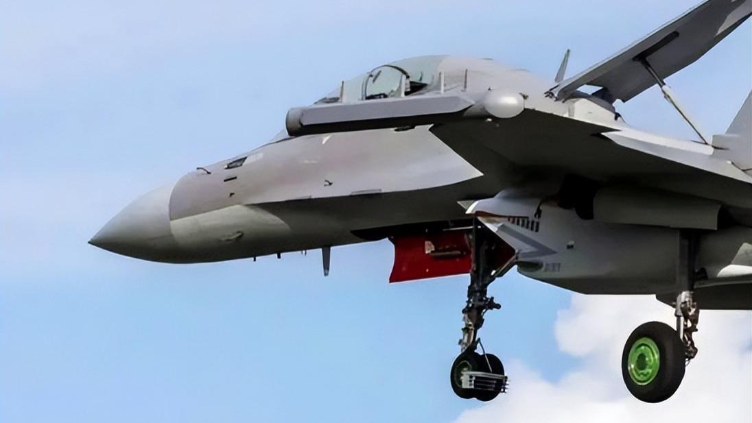 “歼16D电战王”地位不保？俄军发布苏34M超级电战机公然挑衅