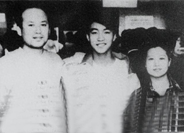 郭达20次登上春晚，幸亏妻子多年在背面的静静支撑