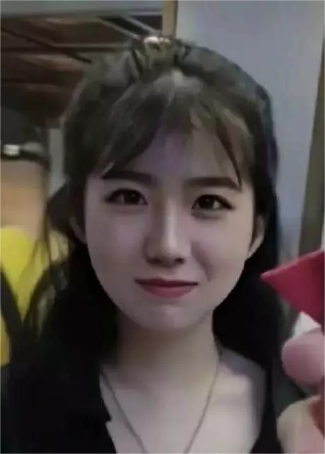 网恋的女友坐飞机来看我，照片和本人差距大啊