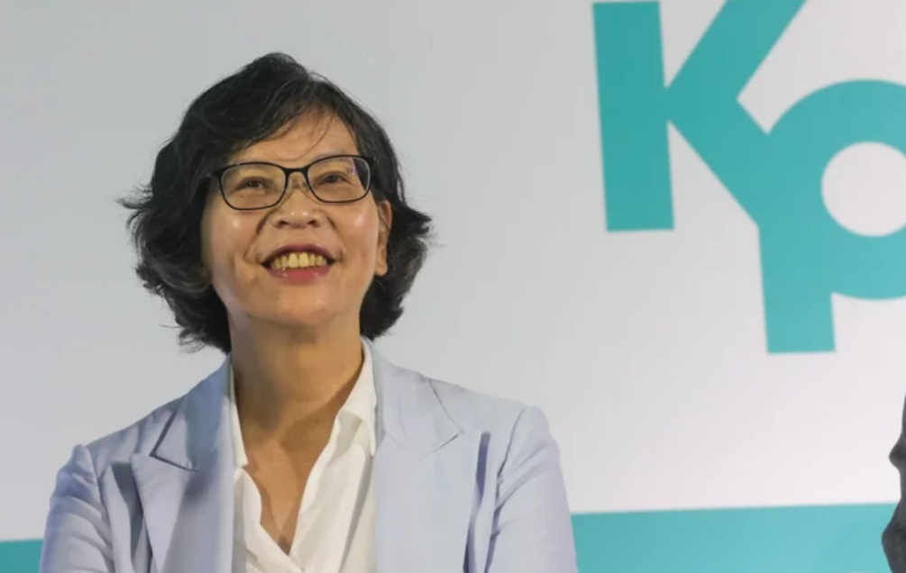 “蓝白合”成型后，民众党中第一个正面响应的是台中市第一选区“立委”参选人蔡壁如。