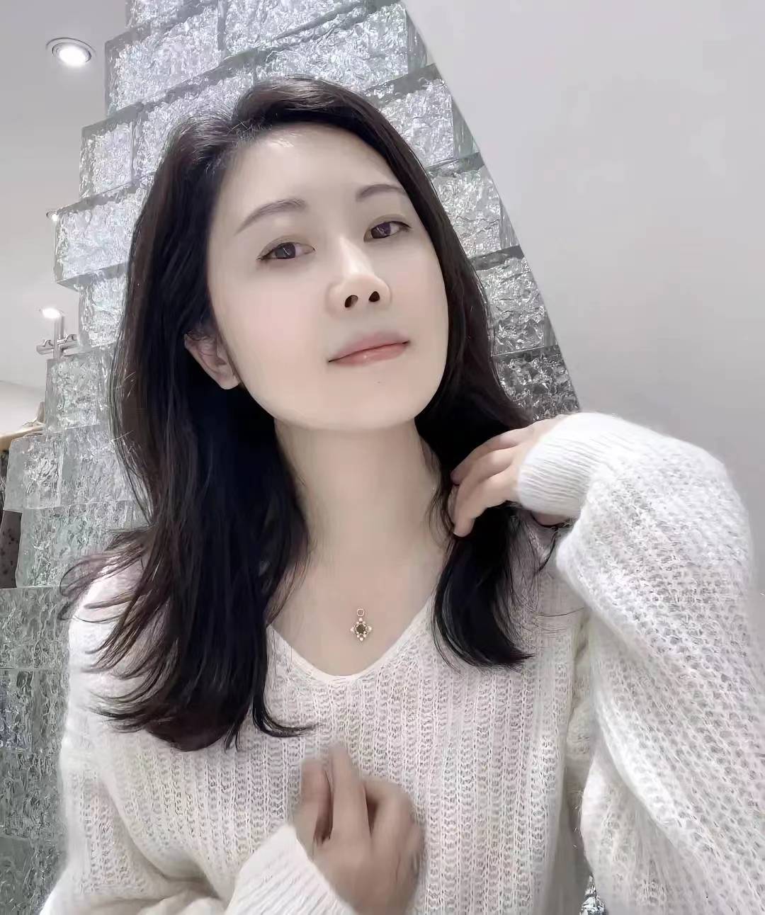 我外甥最近愁死了！他媳妇儿第一胎生了个男孩，已经5岁了，他想着让媳妇再生一个，凑
