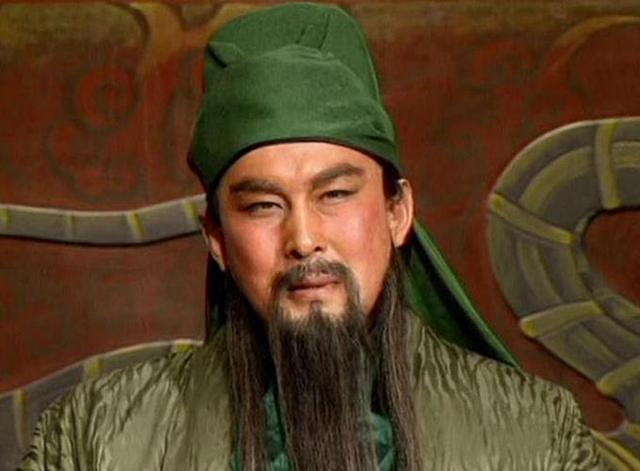 关羽瞧不起孙权、吕蒙，对夏侯惇则比较客气，虽说夏侯惇武力值一般。关羽高傲的同时，