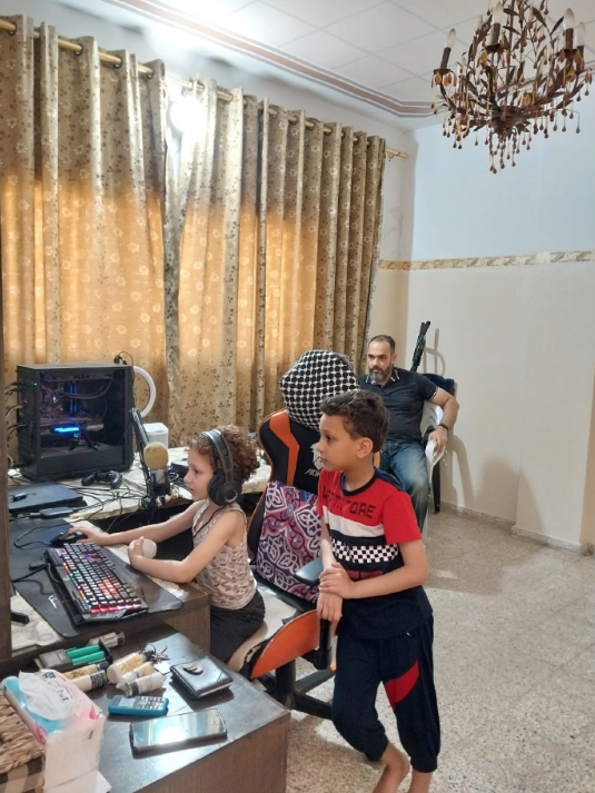 以色列轰炸前后 ​​​