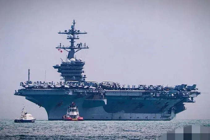 先溜了，胡塞
根据美方公布的消息，胡赛武装威胁升级之际，美国派遣“卡尔·文森”号