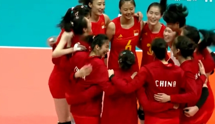 从中国女排对泰国女排比赛中，大大提升了中国女排士气和精神，李盈莹的状态大有好转锋
