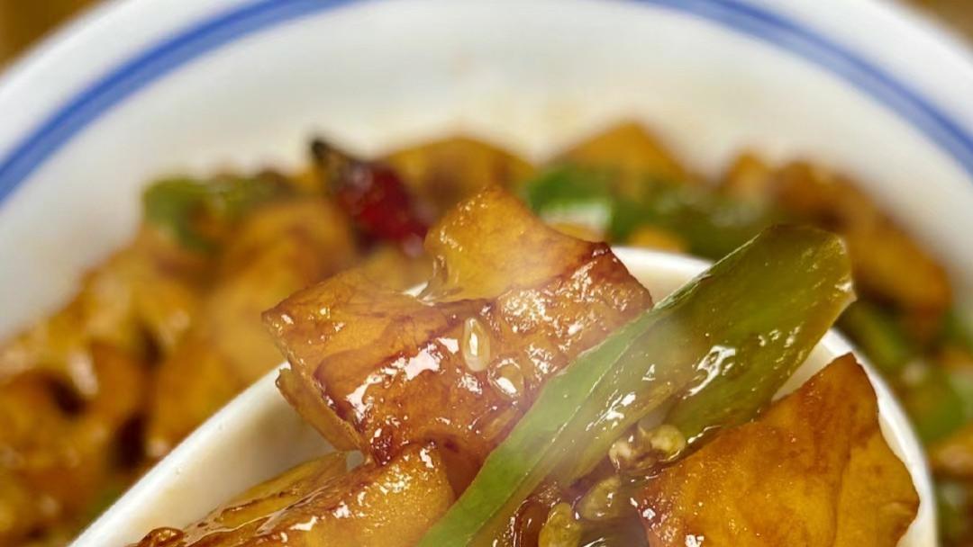 教大家一道家常菜，酸辣藕丁