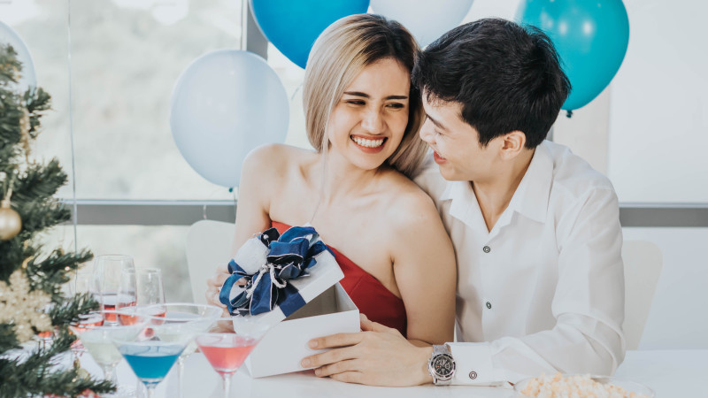 女朋友胃疼咋办怎么去关心？