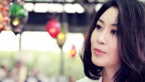 “电视台一姐”伏法，上过春晚，美若仙子，上班带条狗，情人可当爹