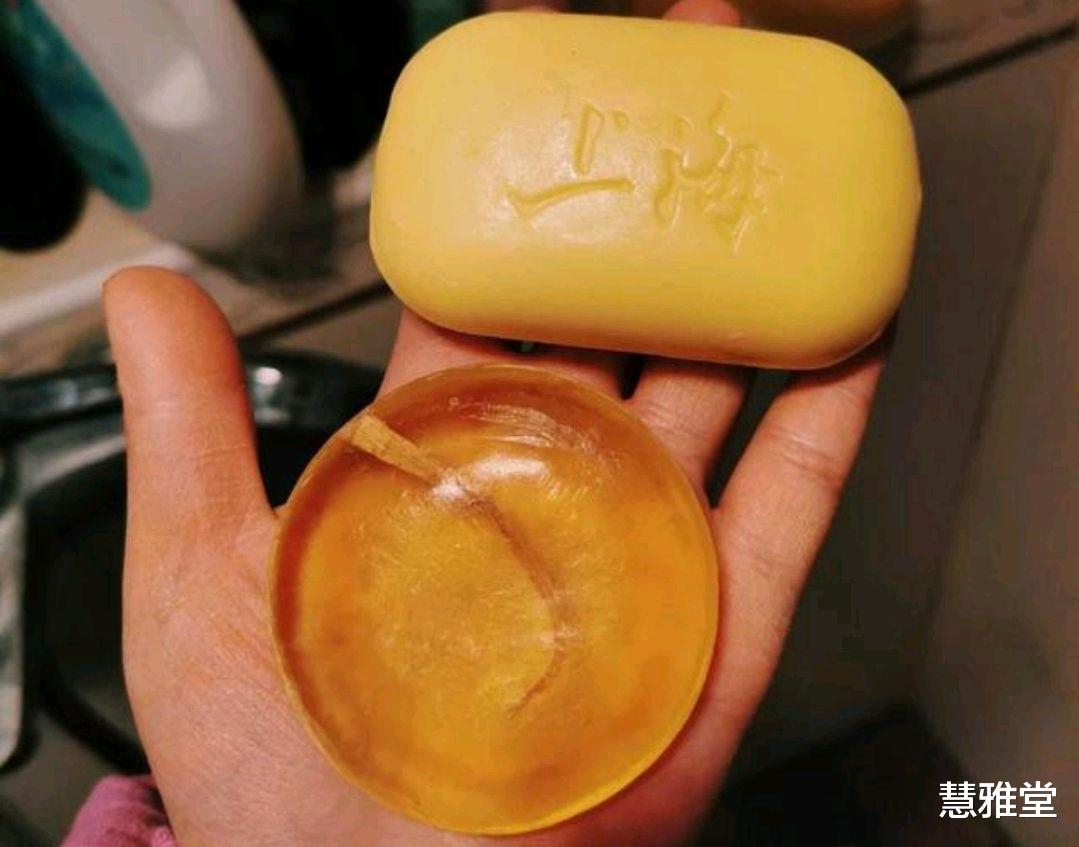 硫磺皂虽然只要2元一块, 却有4个功能, 或许解决了很多人的烦恼