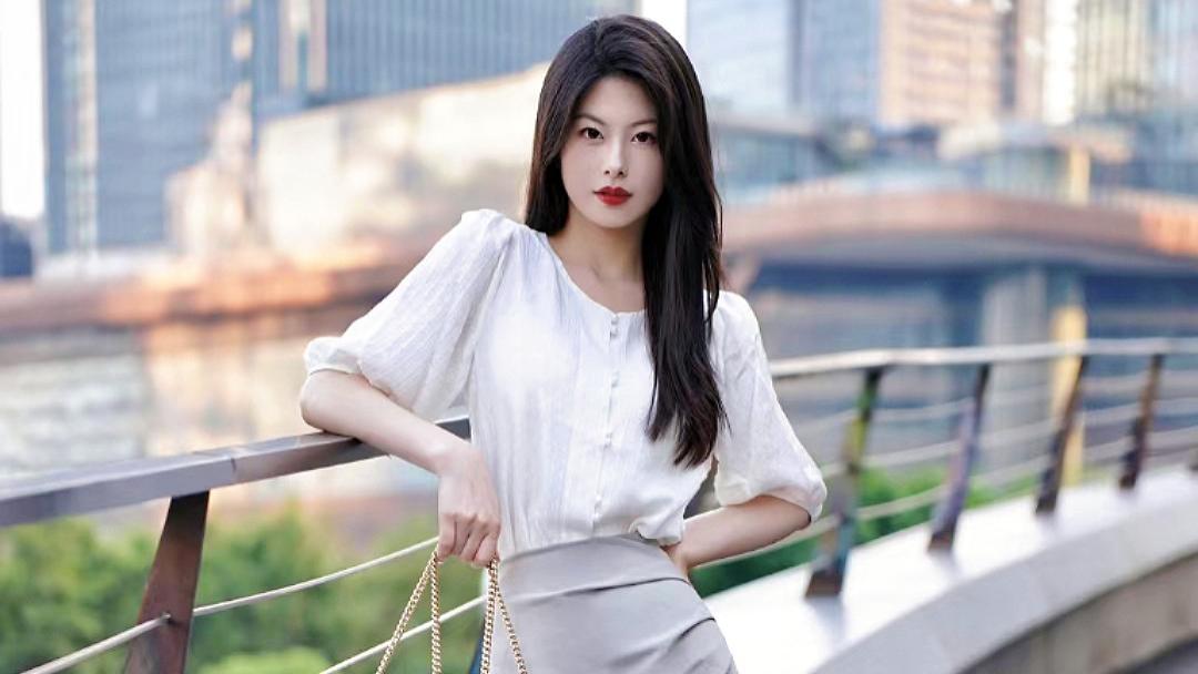 职场OOTD | 被同事夸超有气场的高级感穿搭