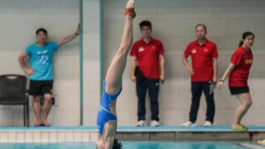 中国跳水消息：全红婵内测炸鱼，参赛名单公布，陈芋汐冲上热搜