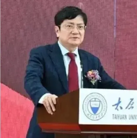 我一直以为郑强教授能得到重用，我一直以为郑强教授能有更大的作为。

我错了，我大