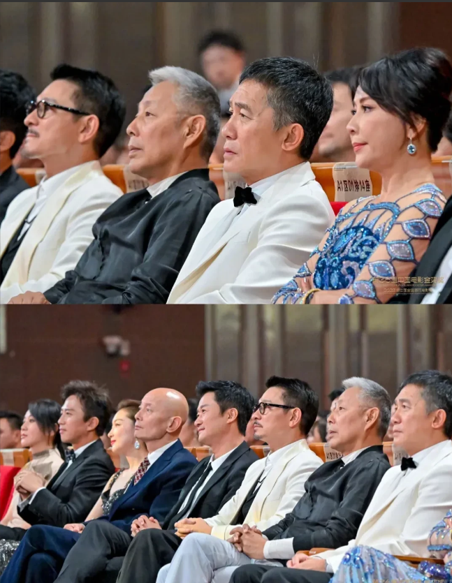 今天金鸡电影节闭幕式，第一排总共有29个座位，有两个是空着的预留，最中间15座位