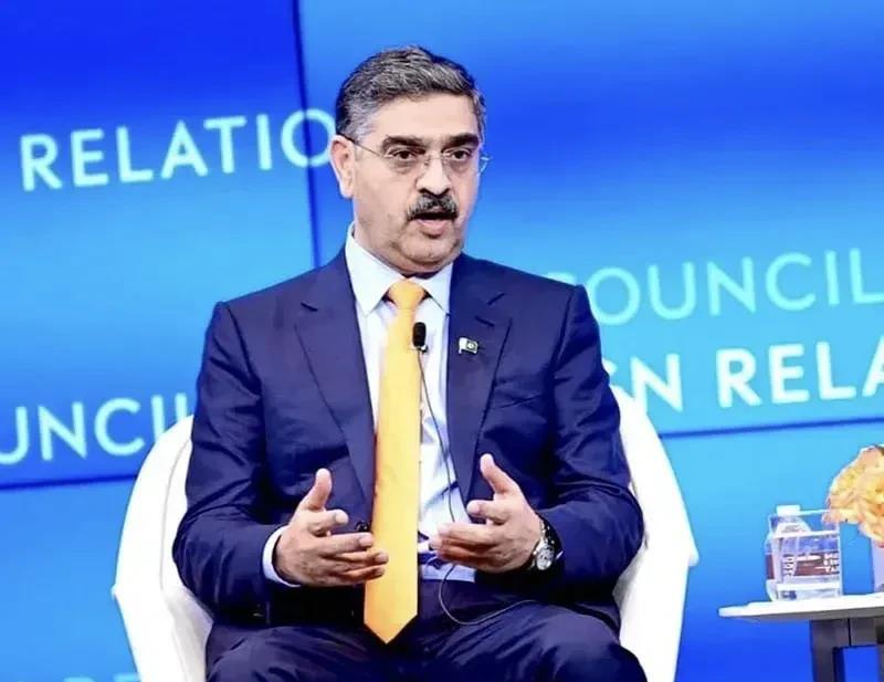 巴基斯坦临时看守总理卡卡尔，把将巴中关系比喻为以美关系，真是有点乱弹琴了。
中国