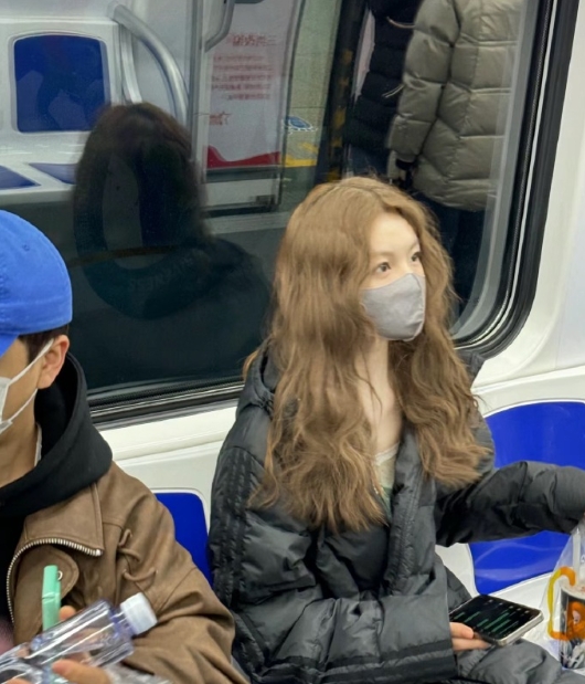 梦中情色，榛果灰棕，下次染这个。