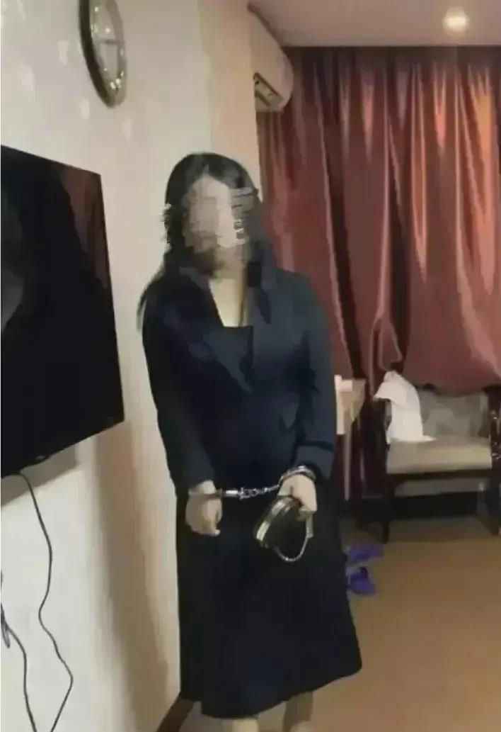 “难以置信”，一名失足女子被抓后，她还自信地声称，城市的年轻人面临着巨大的生活压
