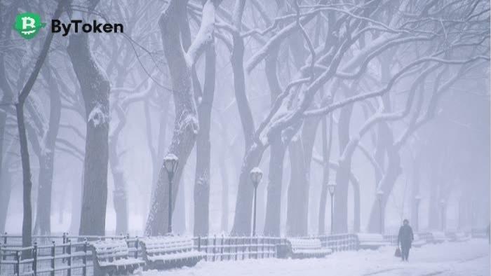 因低温雨雪冰冻天气部分高铁停运