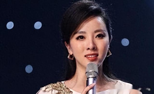 李思思“暴露无遗”？这一次她的狐狸尾巴显露来了