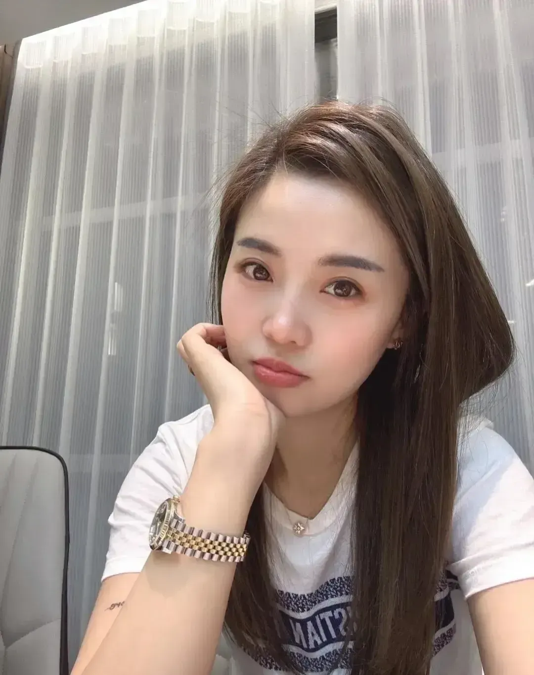 结婚一个月了，受不了老公天天折腾。我有点想离婚。我丈夫和我都是35岁的年轻人。但