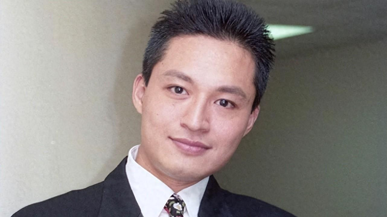 周海媚的离去让马景涛心碎欲绝