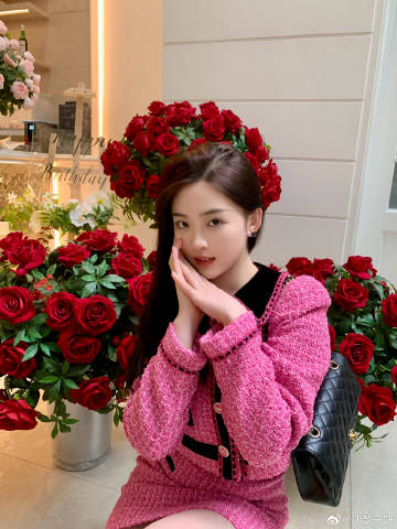 粉红芭比 ​