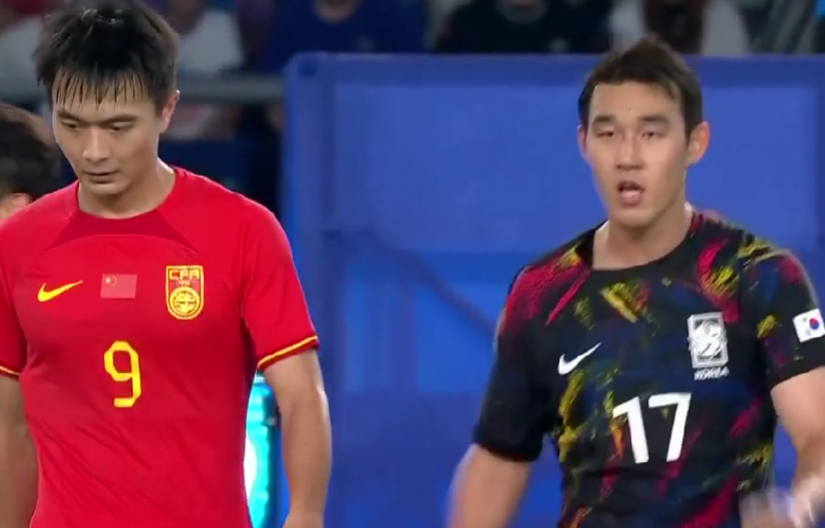 0-2后！男足无缘四强

在刚刚结束的一场亚运男足1/4淘汰赛中，男足0-2完败