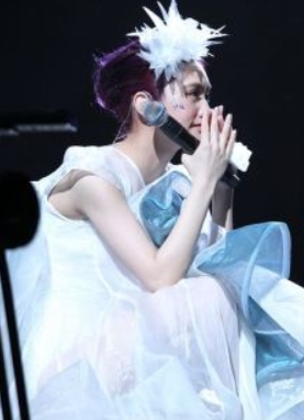 #河南媒体评杨丞琳道歉# “河南人不可以这样子，你们有一些名声，你们知道吧，爱骗