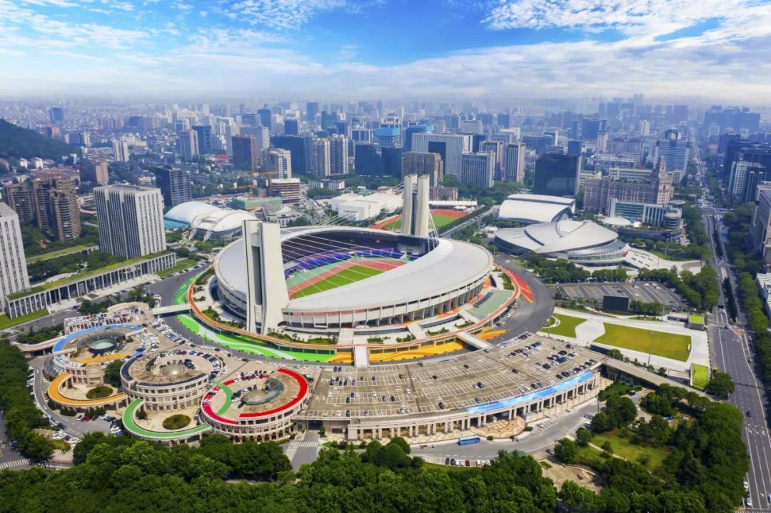 意料之中，浙江FC官宣了新赛季的主场！

阔别许久之后，龙年春天我们将重回黄龙~