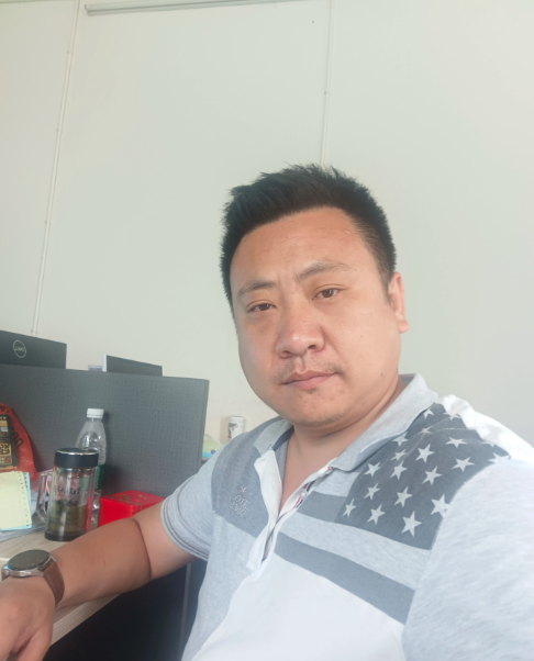 太难了，今天是我失业的第三天，在富士康干了17年的生产管理居然在家里面找不到工作