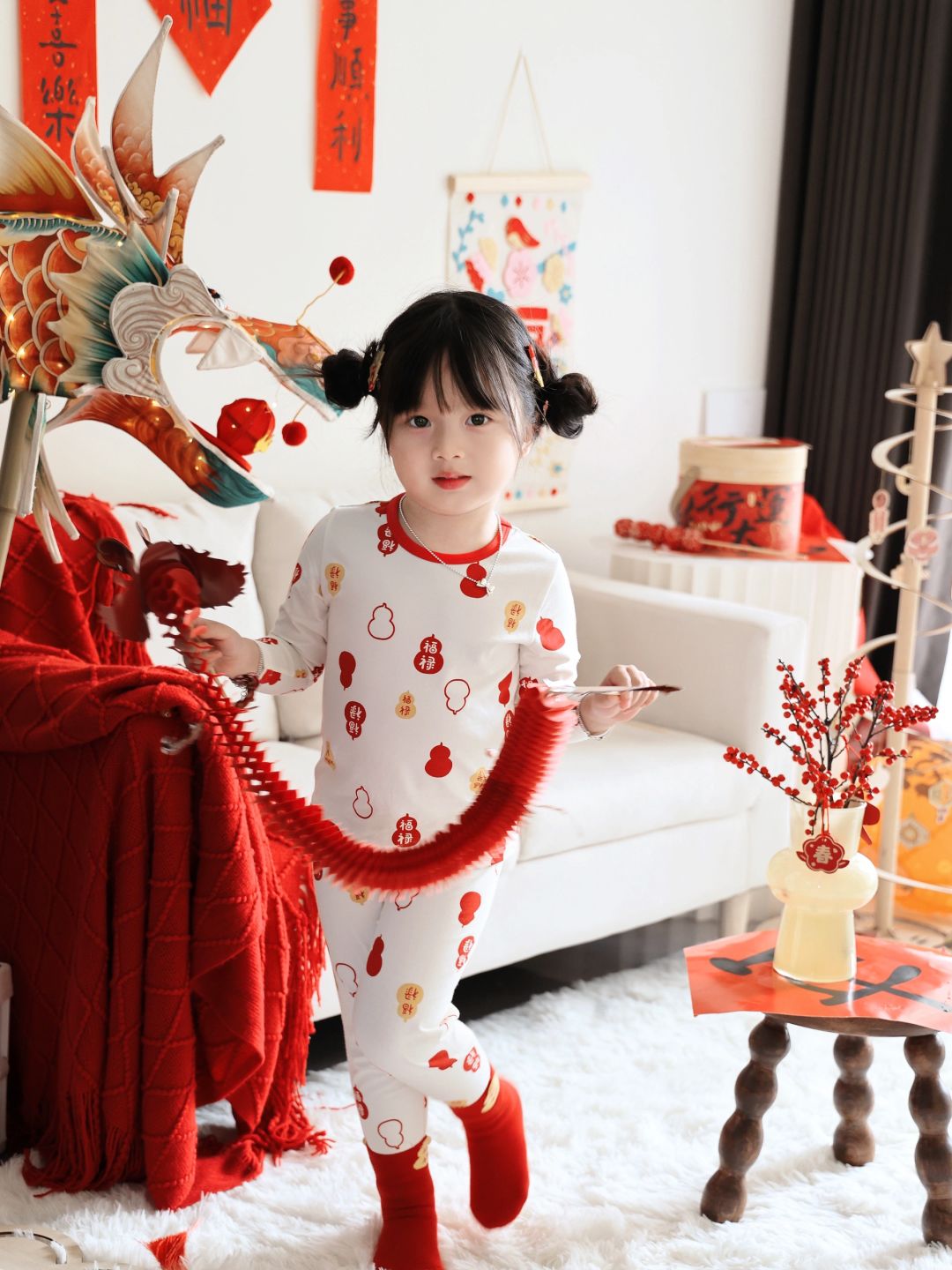 🧨我龙里龙气的家 进入春节倒计时啦～
一元复始 2024新的一年开始啦
趁着周