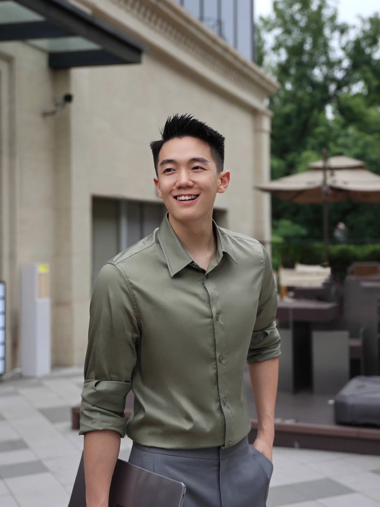 多巴胺穿搭？高饱和度总能带来新鲜感